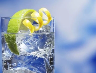 Οι 3 μύθοι για το ανθρακούχο νερό